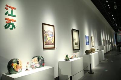 丹青共绘江南韵 长三角艺术融合交流展，一展尽览沪苏浙皖文化魅力